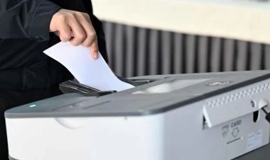 Qırğızıstanda parlament seçkilərində səsvermə başa çatıb