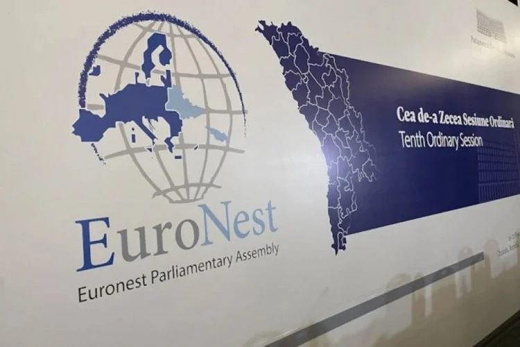 Gürcüstan Avronest PA-da iştirakını dayandırıb