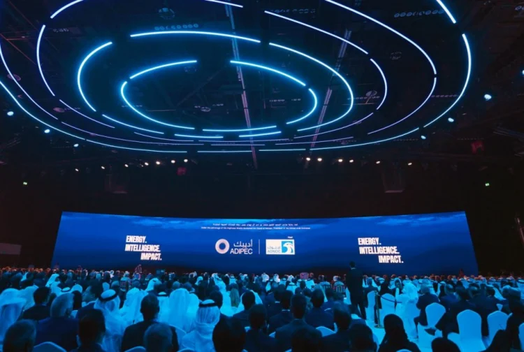 Əbu-Dabidə Beynəlxalq Neft Sərgisi və Konfrans başlayıb