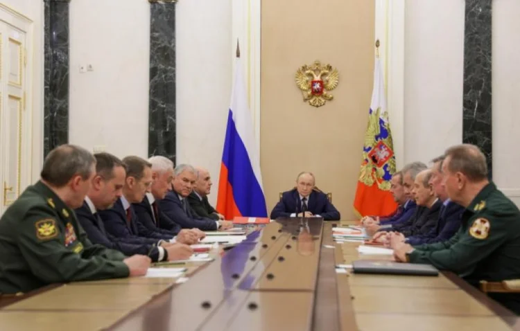 Putin nüvə sınaqlarını bərpa etmək istəyir