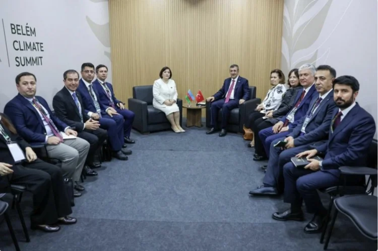 Sahibə Qafarova  Cevdet Yılmazla görüşüb