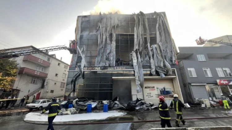 Türkiyədə ətir anbarında yanğın baş verib, ölənlər var