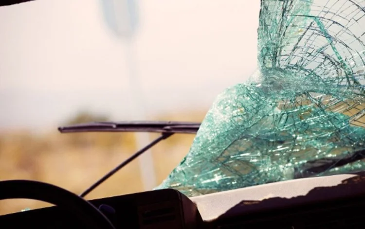 Qaradağda sərnişin avtobusu qəzaya uğrayıb, ölənlər var