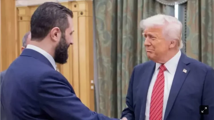 Tramp Ağ Evdə Suriya prezidenti Əhməd Şaraanı qəbul edib