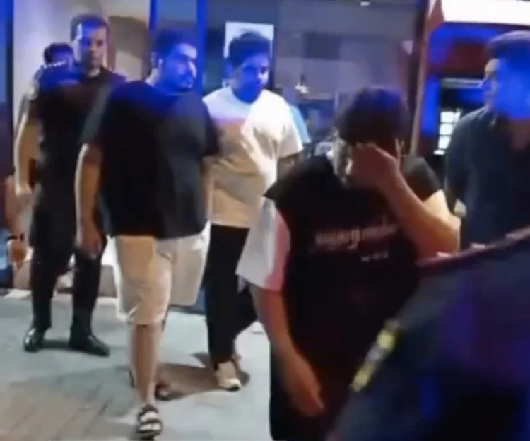 Özlərini heyvan kimi aparan əcnəbilərin məhkəməsi başlayıb