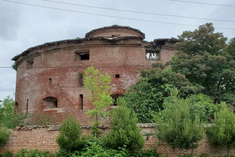 Lənkəran Zindan (Dairəvi) qalası bərpa olunacaq