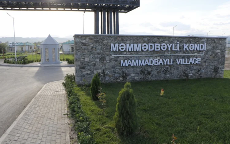 Növbəti köç karvanı Zəngilanın Məmmədbəyli kəndinə çatıb