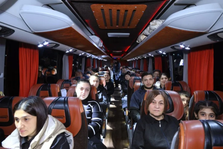 Məmmədbəyli və Xıdırlıya köç karvanı yola salınıb