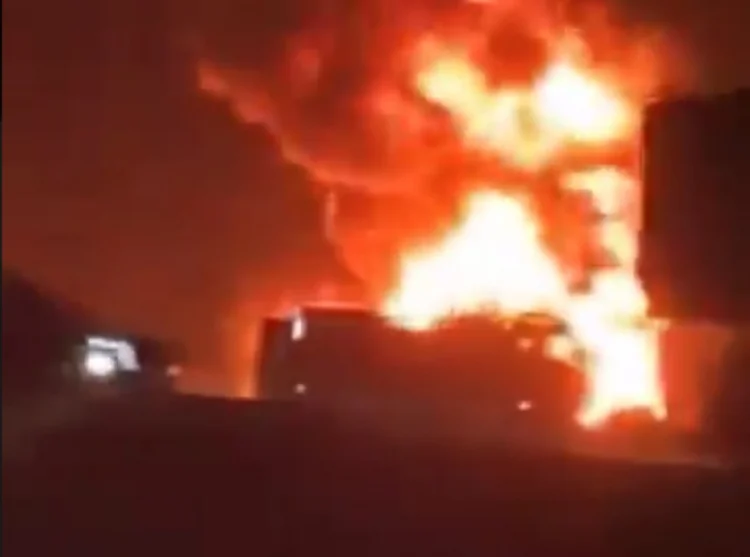 Mədinə yaxınlığında baş verən avtomobil qəzasında 42 ölü