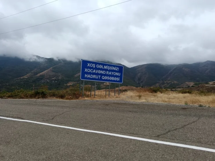 Növbəti köç karvanı Hadrut qəsəbəsinə çatıb YENİLƏNİB