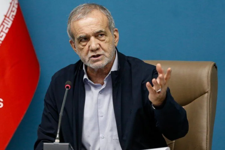 Pezeşkian: Reallıq budur ki, artıq seçimimiz yoxdur!