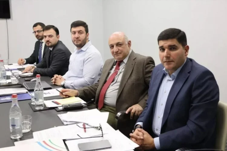 Ermənistanın vətəndaş cəmiyyəti nümayəndələri Bakıda