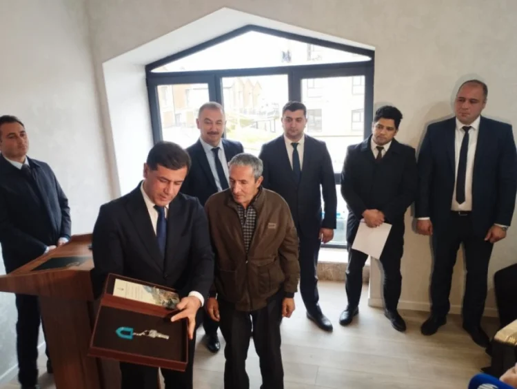 Növbəti köç karvanı Kəlbəcər şəhərinə çatıb YENİLƏNİB