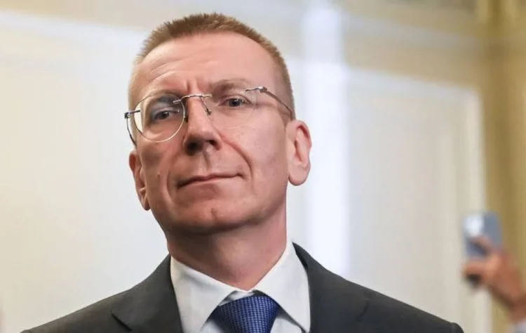 Latviya Rusiyaya aparan dəmir yollarını sökmək istəyir