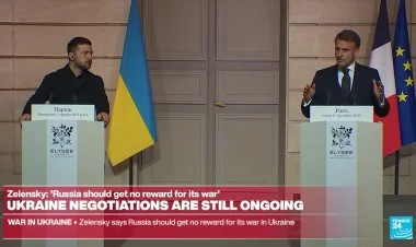 Makron və Zelenski Parisdə mətbuat konfransı keçiriblər