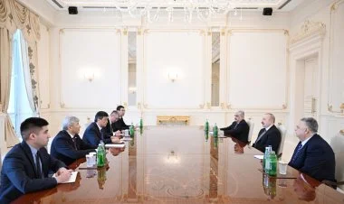 İlham Əliyev Qırğızıstan nümayəndə heyətini qəbul edib