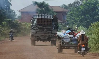 Trampın barışdırdığı Tailandla Kamboca yenə bir-birini qırır