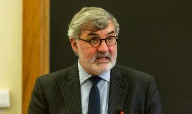 Böyük Britaniyanın ticarət elçisi Azərbaycana səfərə gəlib