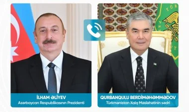 İlham Əliyev Qurbanqulu Berdiməhəmmədova zəng edib