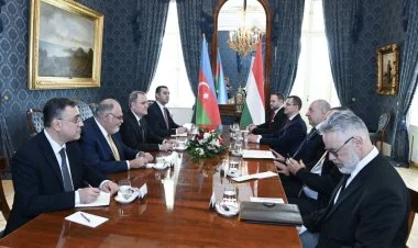 Macarıstan Prezidenti Ceyhun Bayramovla görüşüb