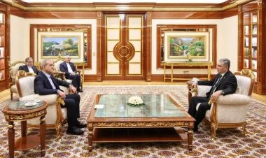 İran və Türkmənistan liderləri Aşqabadda görüşüblər