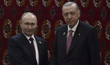 Ərdoğan Aşqabadda Putinlə görüşüb FOTO