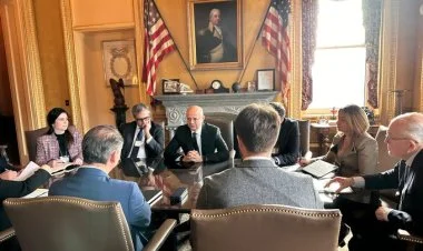 Energetika naziri Ağ Evdə müzakirələr aparıb