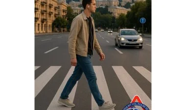 Yolu keçməzdən əvvəl qulaqlıqları çıxarın!