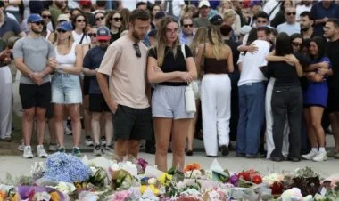 Sidney çimərliyində ata və oğul atəş açıb, 15  ölü