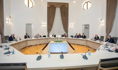 Azərbaycan və Oman enerji əməkdaşlğını müzakirə edib