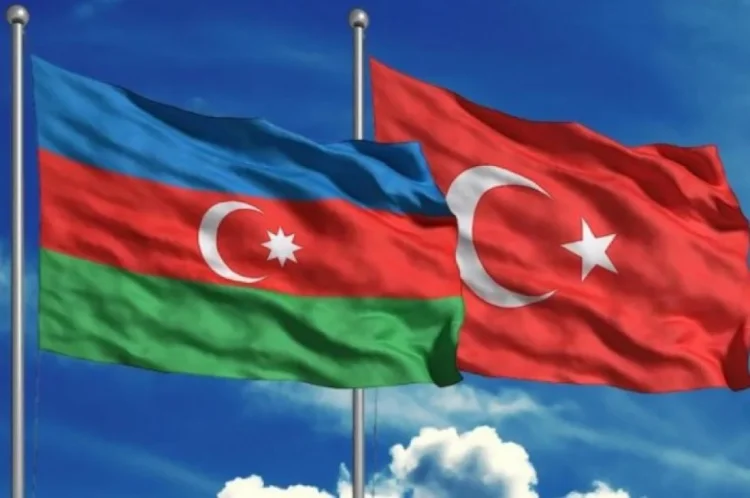 Azərbaycan və Türkiyə vətəndaşları üçün birgə iş axtarışı