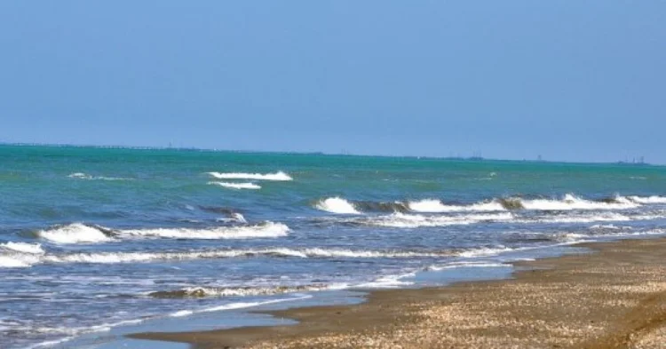 Astarada iki balıqçı itkin düşüb