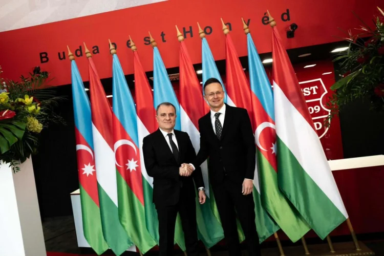 Macarıstan Azərbaycandan 800 milyon kubmetr qaz alacaq