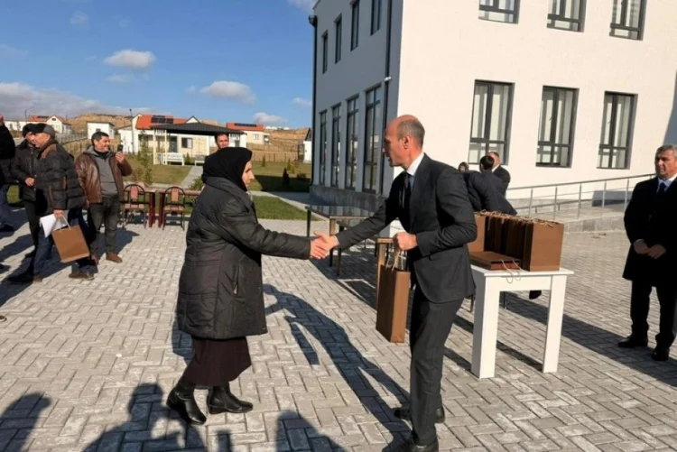 Növbəti köç karvanı Cəbrayılın Horovlu kəndinə çatıb