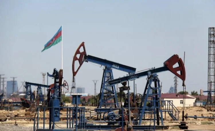 Azərbaycan bu il neçə ölkəyə və nə qədər neft ixrac edib?