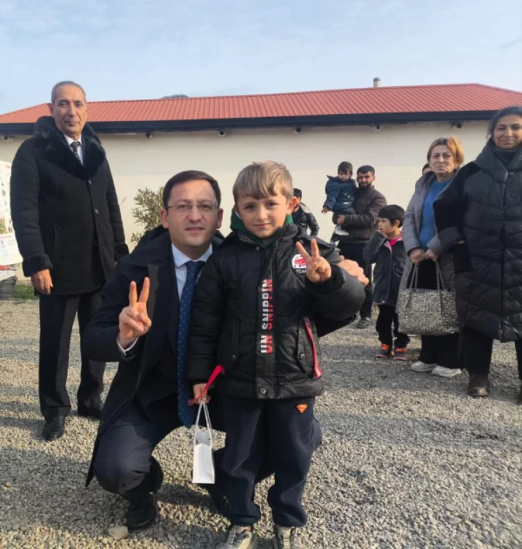 Növbəti köç karvanı Xocavəndin Sos kəndinə çatıb