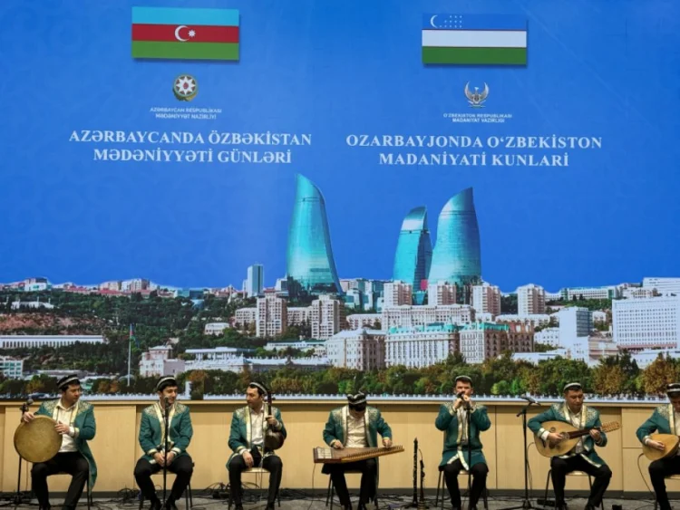 Füzulidə Özbəkistan Mədəniyyət Günlərinin bağlanış mərasimi