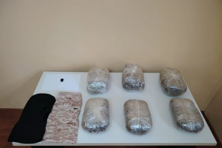 İrandan narkotik keçirilməsinin qarşısı alınıb