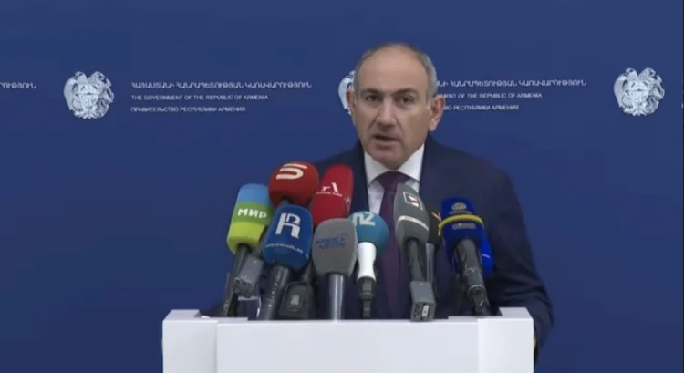 "Bəzi dəmir yollarını dövlət vəsaiti hesabına tikə bilərik"