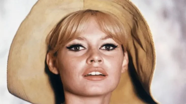 Fransanın kino ulduzu Bricit Bardo vəfat edib