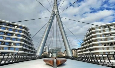 Bakıda unikal piyada körpüsü inşa edilib VİDEO