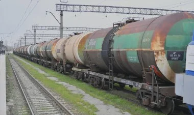 Azərbaycandan Ermənistana 48 vaqon neft məhsulu göndərilib