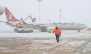 Türk Hava Yolları 54 uçuşu ləğv edib