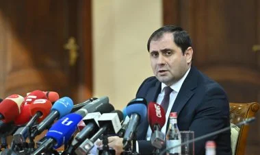 Ermənistan Azərbaycanla silahlanma yarışına girməyəcək