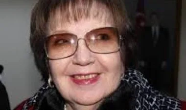 Nadejda İsmayılova “Şöhrət” ordeni ilə təltif edilib
