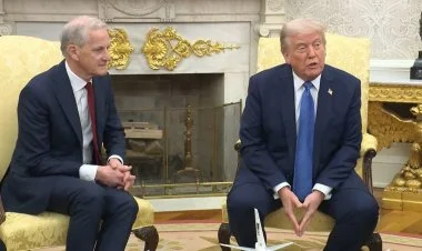 Tramp Norveçin Baş naziri Yonas Störeyə məktub yazıb