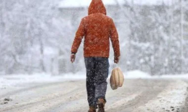 Sulu qar və qar yağır, külək əsir, duman müşahidə olunur