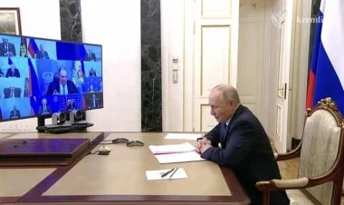 Putin Rusiya Təhlükəsizlık Şurasının iclasını keçirib