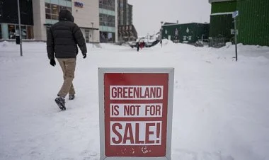 Tramp Qrenlandiya sakinlərinin hər birinə $1 mln verə bilər