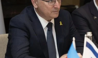 İsrailin XİN başçısı Gideon Saar Azərbaycana səfər edib FOTO